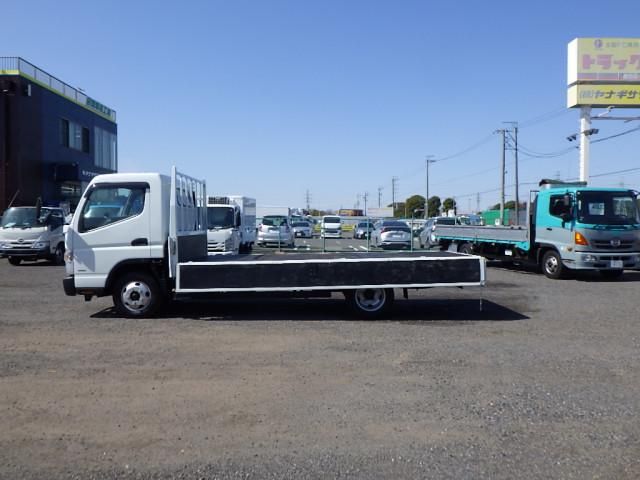 MITSUBISHI CANTER 2018 Image 31
