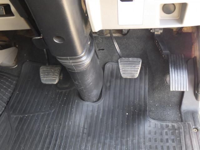 MITSUBISHI CANTER 2018 Image 31