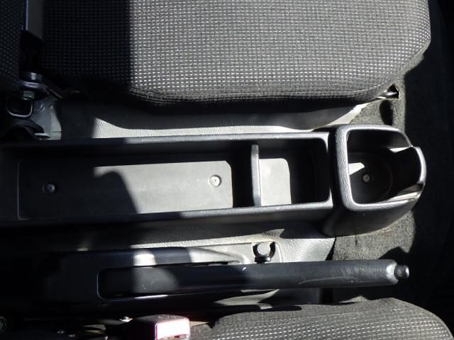 MITSUBISHI CANTER 2018 Image 31