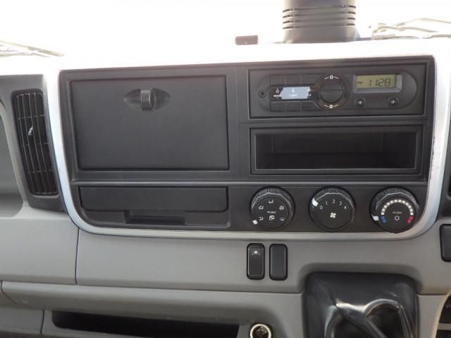 MITSUBISHI CANTER 2018 Image 31