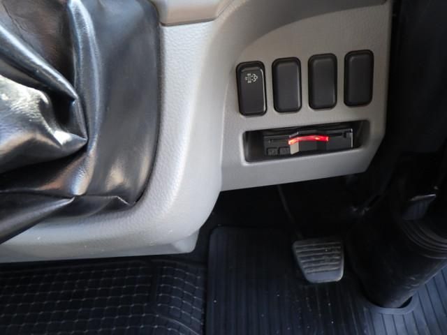 MITSUBISHI CANTER 2018 Image 31