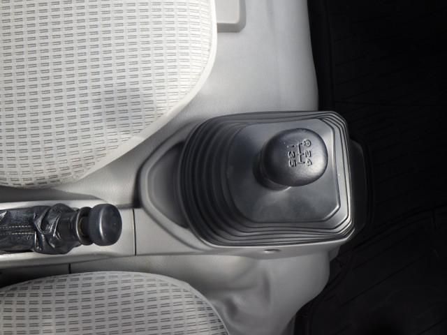 HINO DUTRO 2017 Image 31