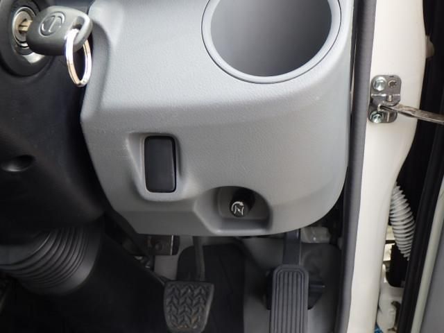 HINO DUTRO 2017 Image 31