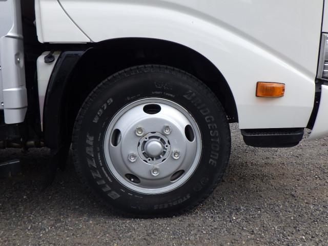 HINO DUTRO 2017 Image 31