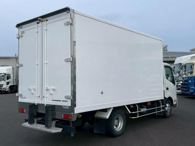 HINO DUTRO 2015 Image 31