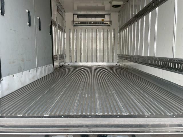 HINO DUTRO 2015 Image 31