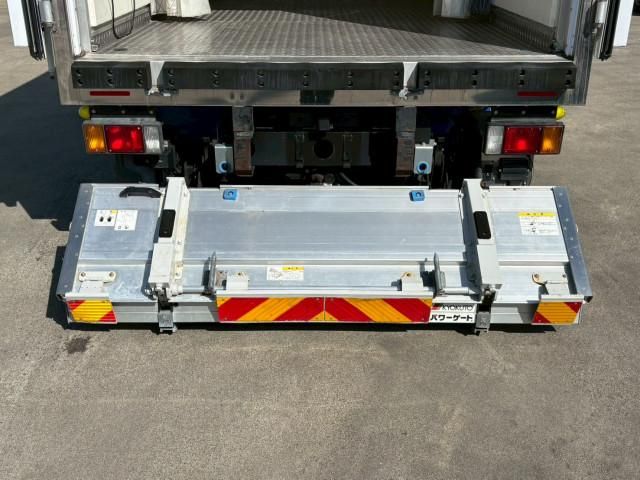 ISUZU ELF 2018 Image 31