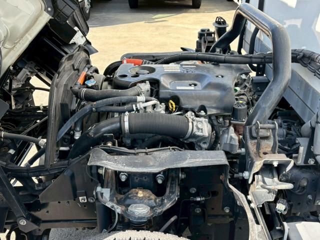 ISUZU ELF 2018 Image 31