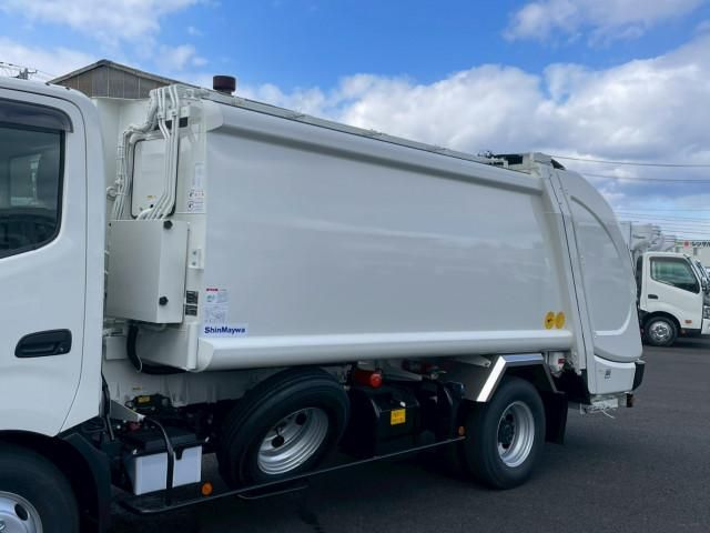 HINO DUTRO 2025 Image 31