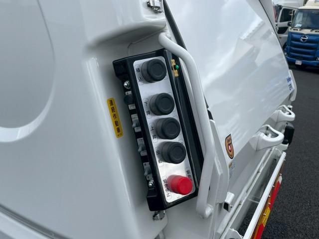 HINO DUTRO 2025 Image 31