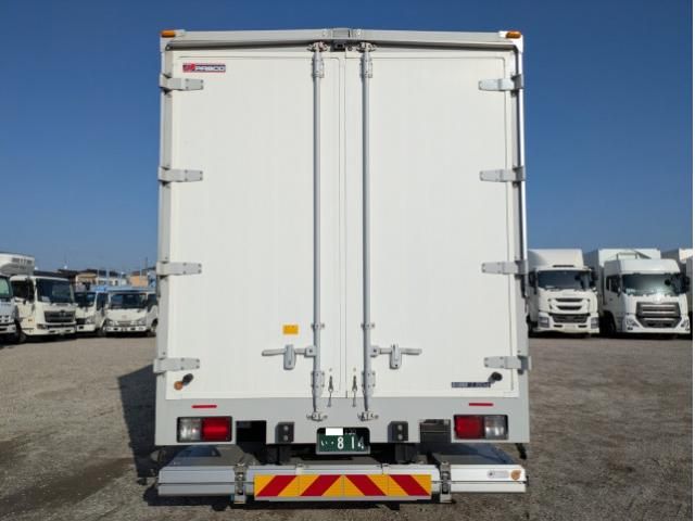 ISUZU FORWARD 2023 Image 31