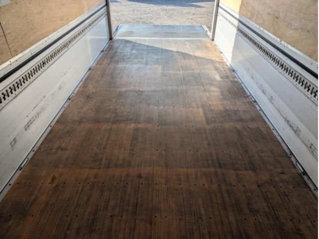 ISUZU FORWARD 2023 Image 31