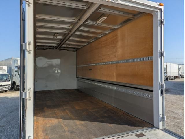 ISUZU FORWARD 2023 Image 31