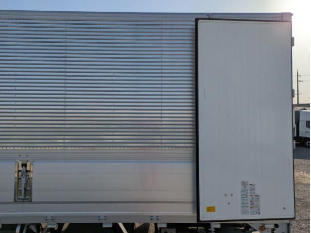 ISUZU FORWARD 2023 Image 31