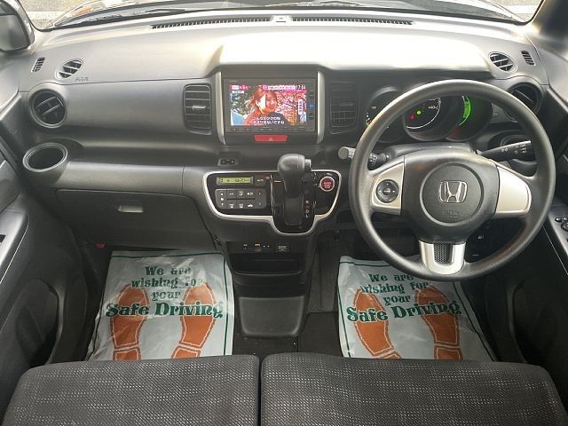 HONDA N BOX 2016 Image 31