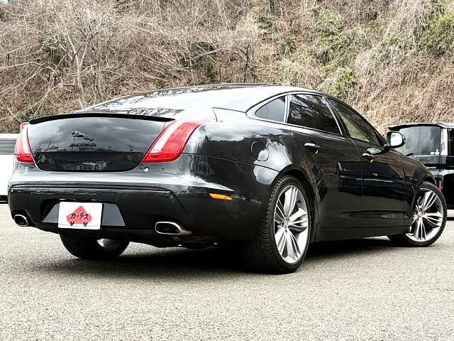 JAGUAR XJSERIES SEDA 2012 Image 31