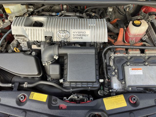 TOYOTA PRIUS 2011 Image 31