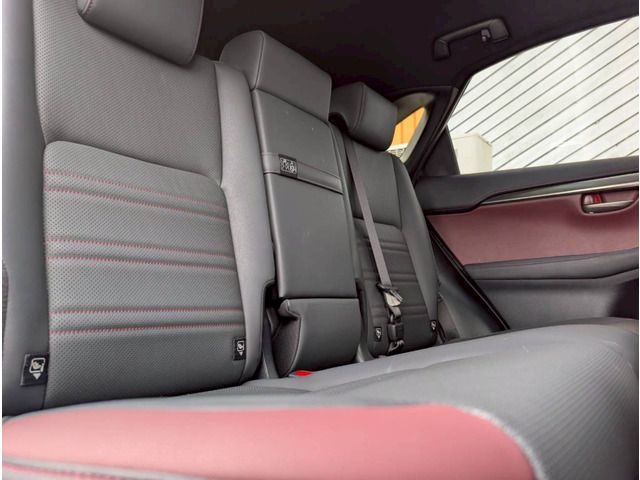 TOYOTA LEXUS NX300H 2020 Image 31