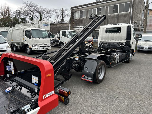 HINO DUTRO 2025 Image 31