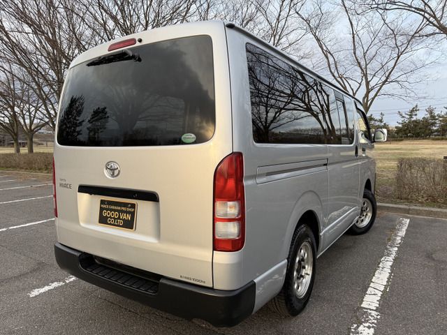 TOYOTA HIACE VAN 4WD 2012 Image 31