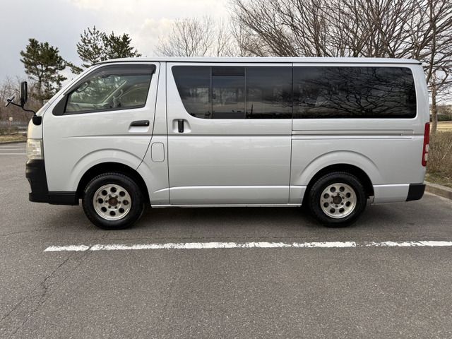 TOYOTA HIACE VAN 4WD 2012 Image 31