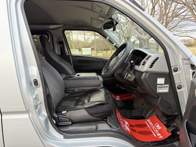 TOYOTA HIACE VAN 4WD 2012 Image 31