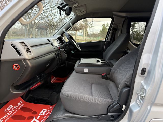 TOYOTA HIACE VAN 4WD 2012 Image 31