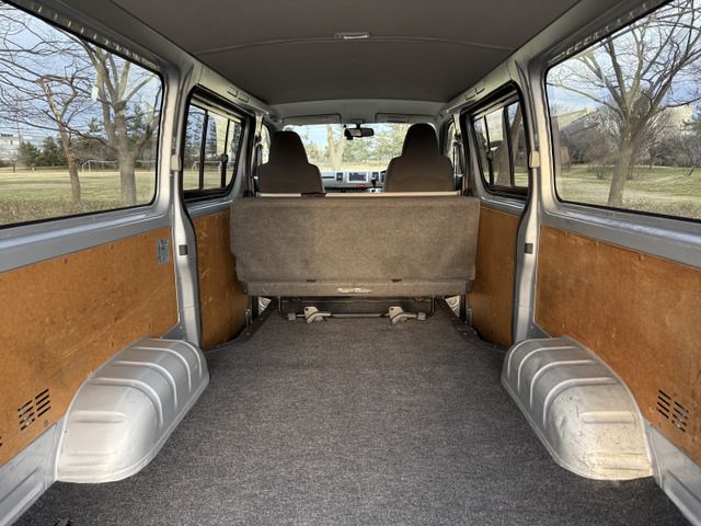 TOYOTA HIACE VAN 4WD 2012 Image 31