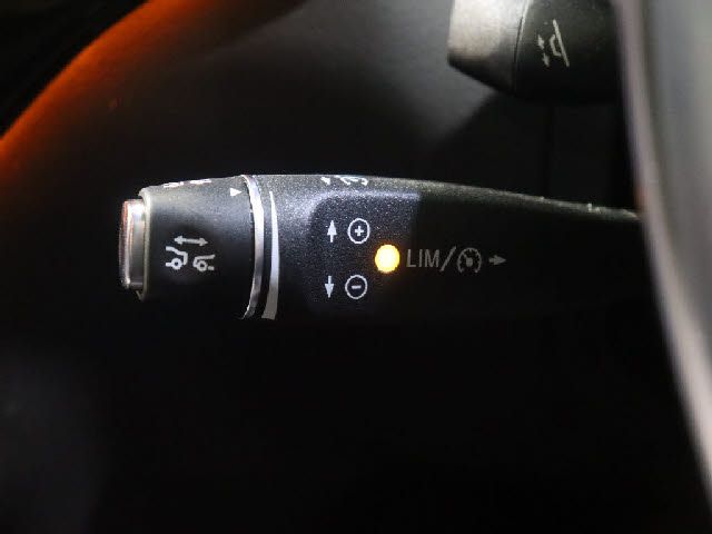 MERCEDES BENZ GLE CL 2018 Image 31