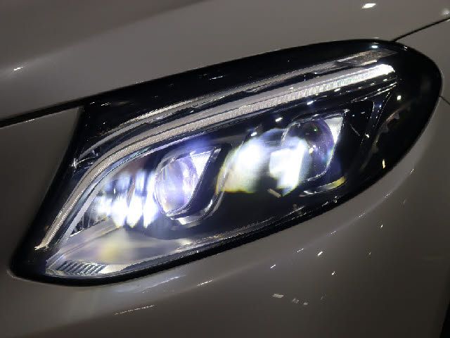 MERCEDES BENZ GLE CL 2018 Image 31