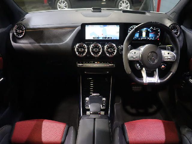 MERCEDES BENZ MERCEDES AMG GLA CLA 2021 Image 31