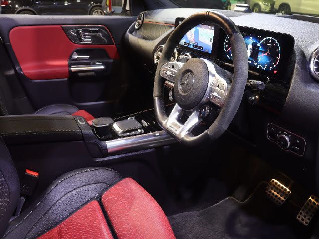 MERCEDES BENZ MERCEDES AMG GLA CLA 2021 Image 31