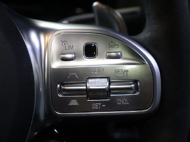 MERCEDES BENZ MERCEDES AMG GLA CLA 2021 Image 31