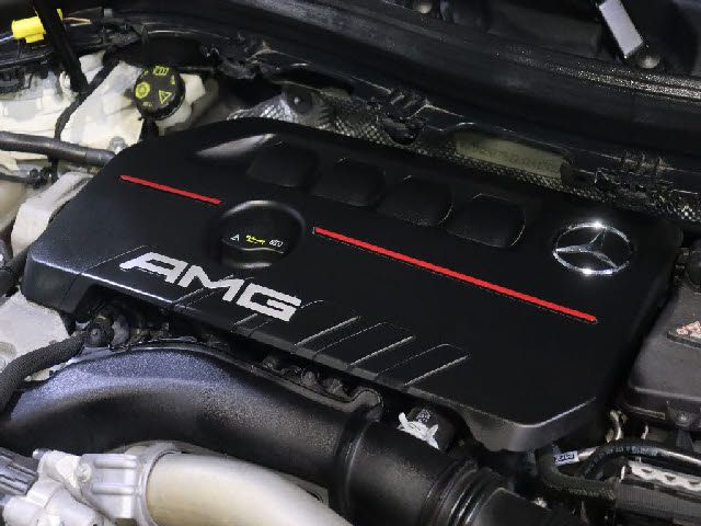 MERCEDES BENZ MERCEDES AMG GLA CLA 2021 Image 31