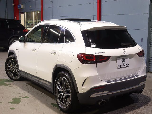 MERCEDES BENZ MERCEDES AMG GLA CLA 2021 Image 31