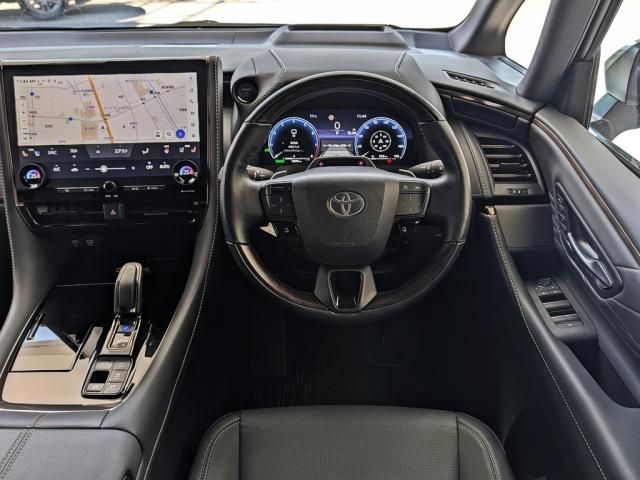 TOYOTA ALPHARD HYBRID 2024 Image 31