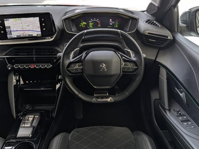 PEUGEOT 208 2022 Image 31