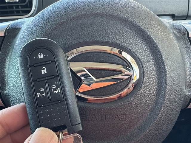 DAIHATSU TANTO CUSTOM 2017 Image 31