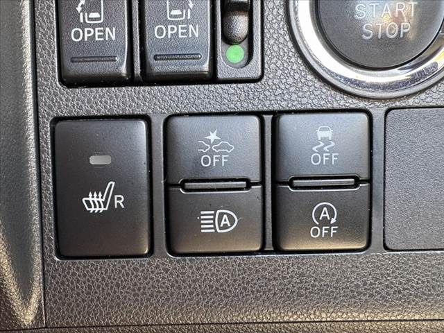 DAIHATSU TANTO CUSTOM 2017 Image 31