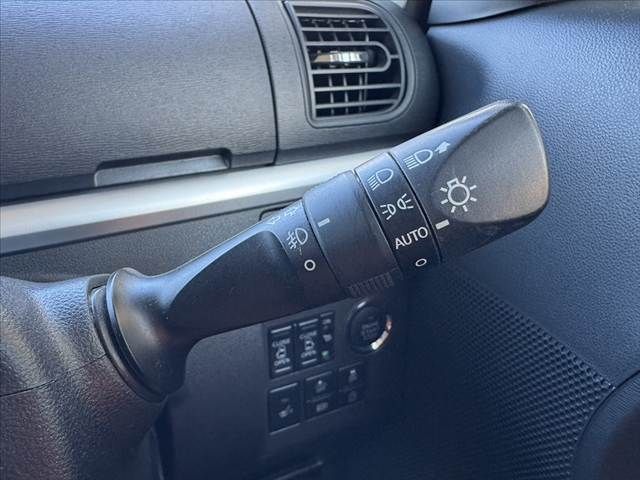 DAIHATSU TANTO CUSTOM 2017 Image 31