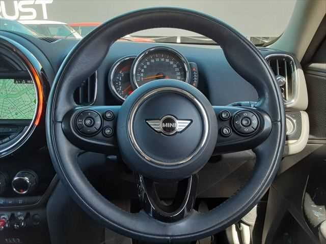 BMW MINI COOPER D CR 2017 Image 31