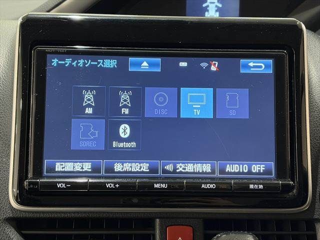 TOYOTA VOXY 2016 Image 31