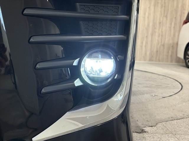 TOYOTA VOXY 2016 Image 31