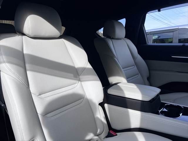 MAZDA CX-8 2018 Image 31