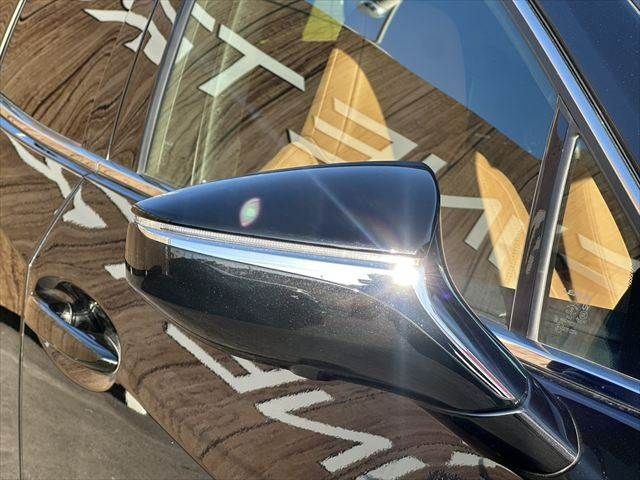 TOYOTA LEXUS UX300E 2021 Image 31