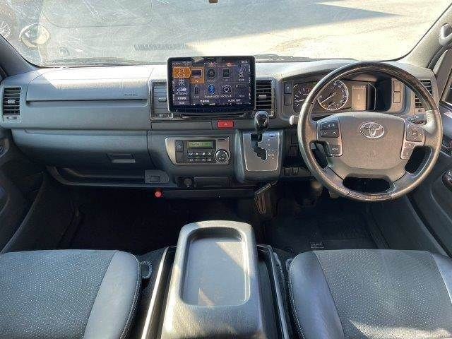 TOYOTA HIACE VAN 4WD 2021 Image 31