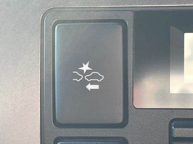 TOYOTA HIACE VAN 4WD 2021 Image 31