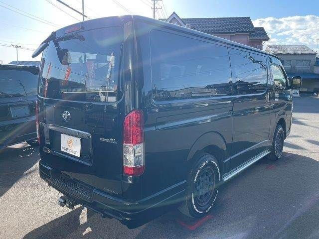 TOYOTA HIACE VAN 4WD 2021 Image 31