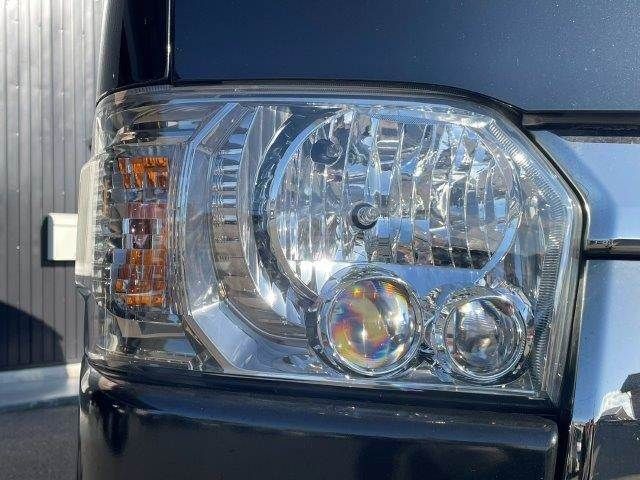 TOYOTA HIACE VAN 4WD 2021 Image 31