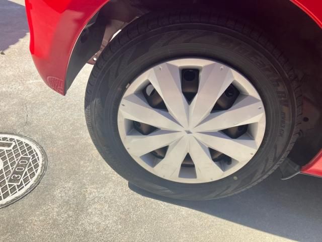 TOYOTA VITZ 2013 Image 31